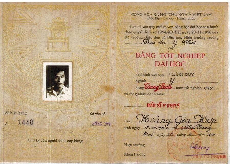 Bằng tốt nghiệp đại học – BS. Hoàng Gia Hợp